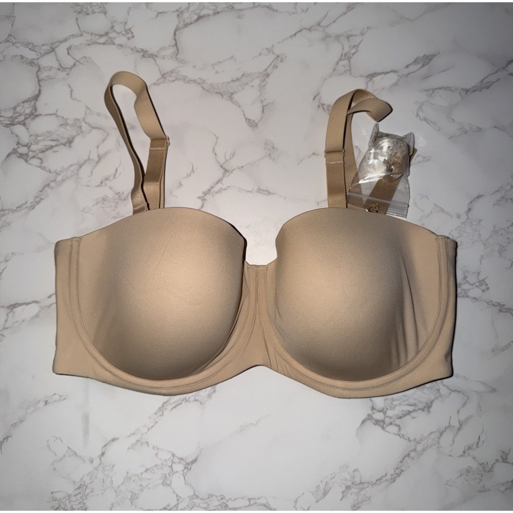 NWT ShapeLLX Minimizing Convertible Strapless Bra, 42DD Light Beige